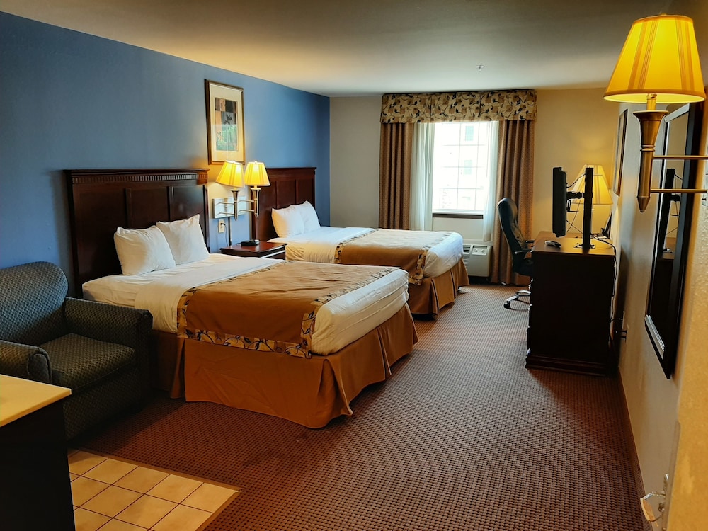 The Regal Hotel - photo 8