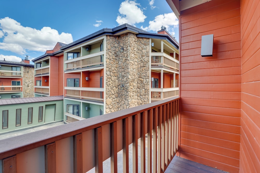 Mtn Condo w Ski Locker & Pools 3 Mi to Resort - photo 35