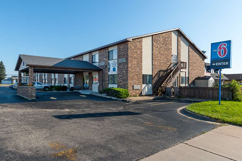 Motel 6 Wisconsin Rapids WI - featured photo