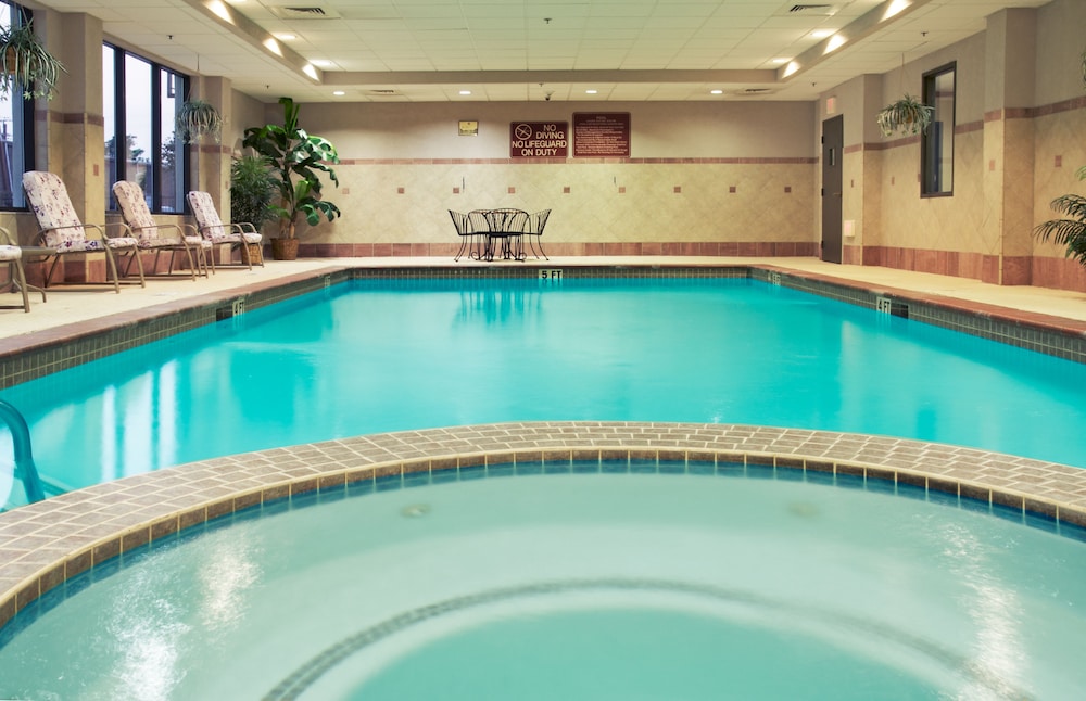 Holiday Inn Express & Suites Houston Memorial Park Area by IHG - photo 16