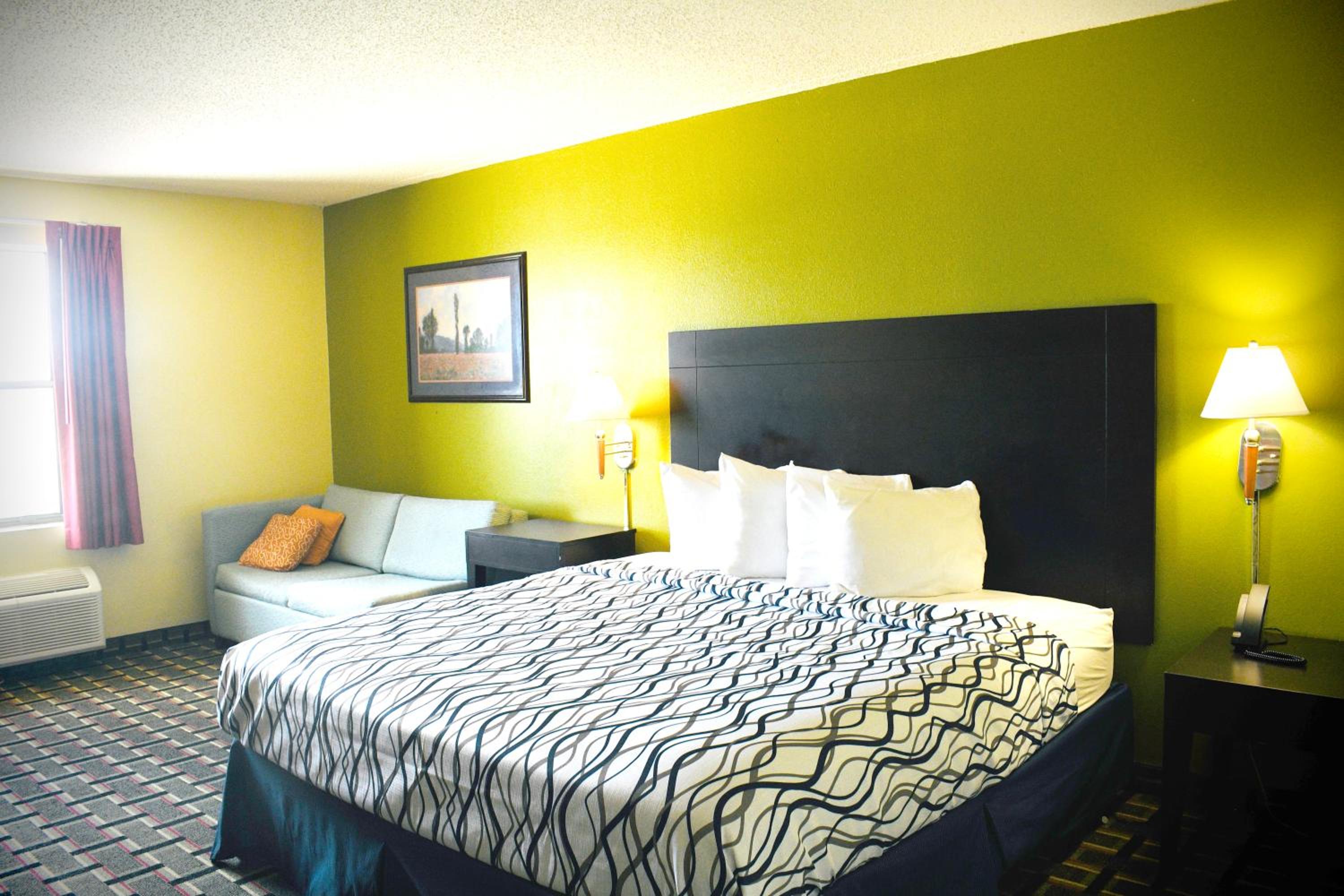 Days Inn by Wyndham Park City Kansas - photo 6