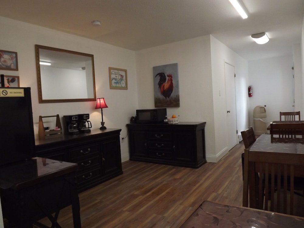 Crest Country Inn - photo 127