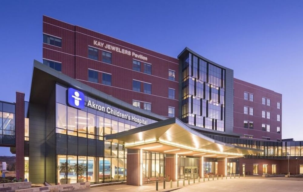 Copley Inn & Suites By OYO Akron OH - photo 40