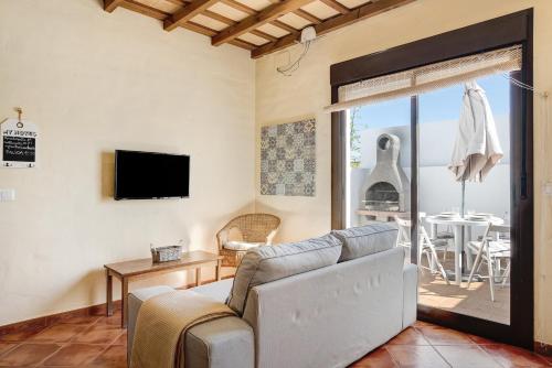 Apartamento Clara 1 — 4-Star Luxury Hotel in Conil De La Frontera, Spain