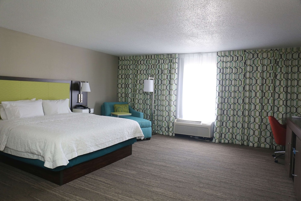 Hampton Inn Sumter - photo 10