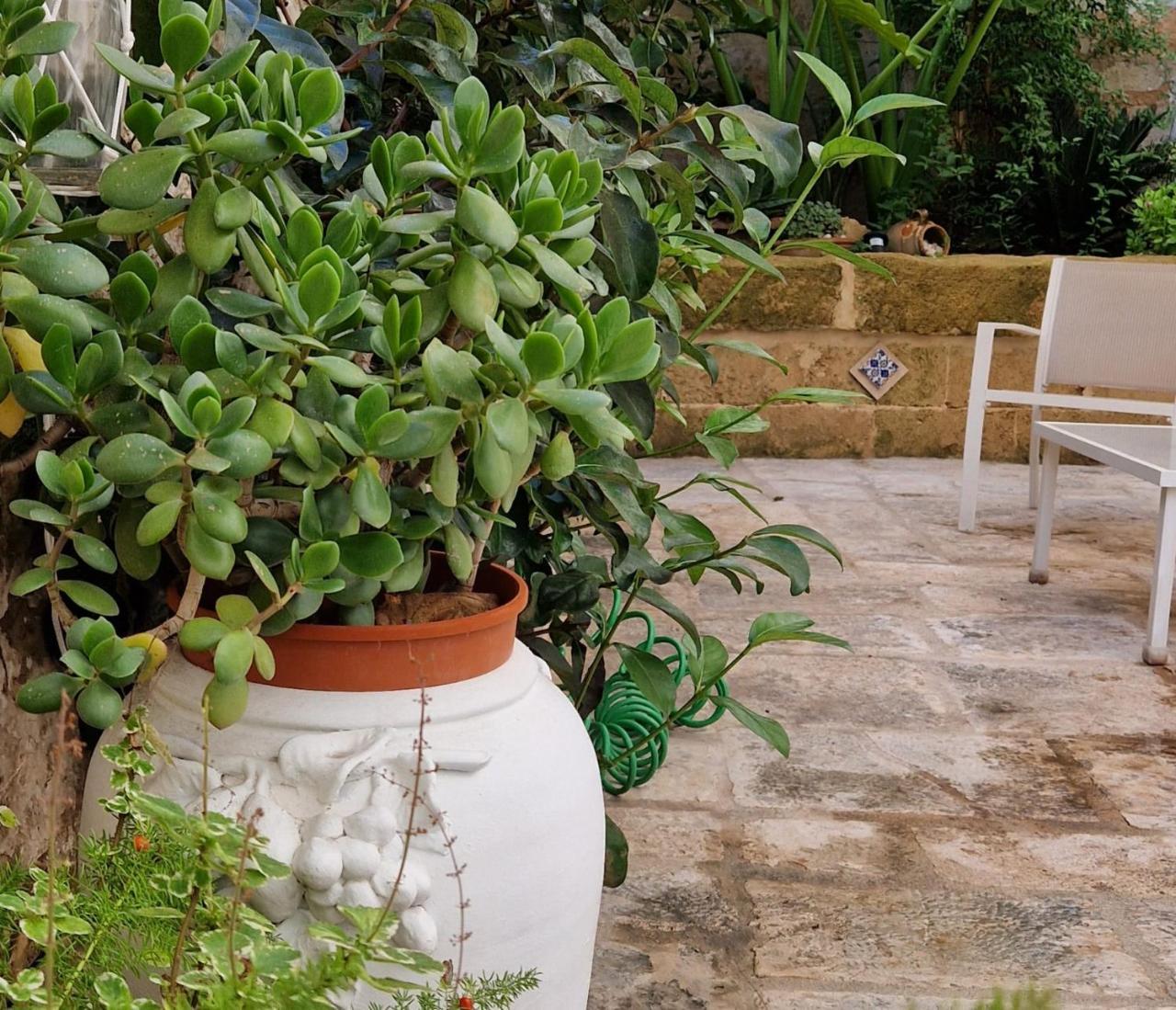 Xenia Boutique Apartment — 4-Star Luxury Hotel in Trepuzzi, Italy