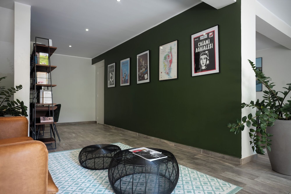 Residence Saletta Casale — 4-Star Luxury Hotel in L'ile-Rousse, France