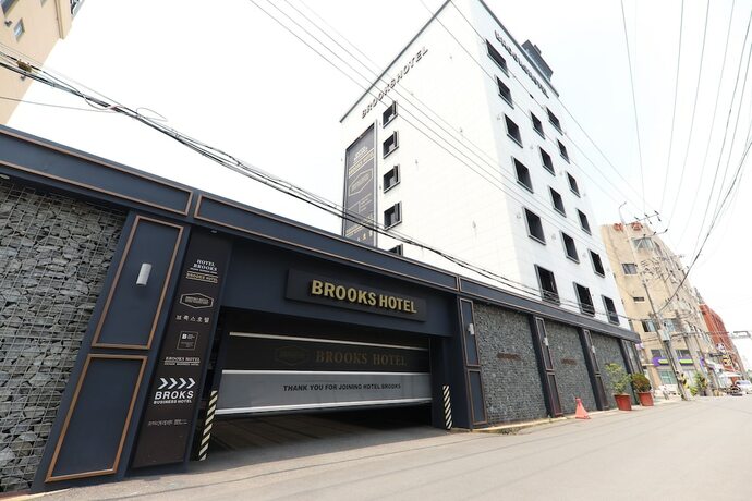 Brooks Hotel in Changwon, South Korea