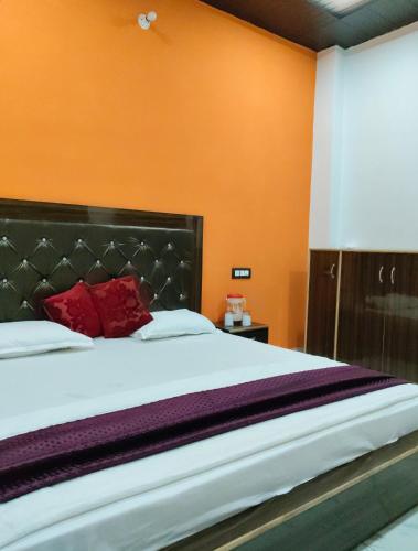 Hotel Dev Palace Kempty in Mussoorie, India