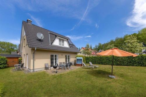 Fischerhus - carbon neutral hotel in Glowe
