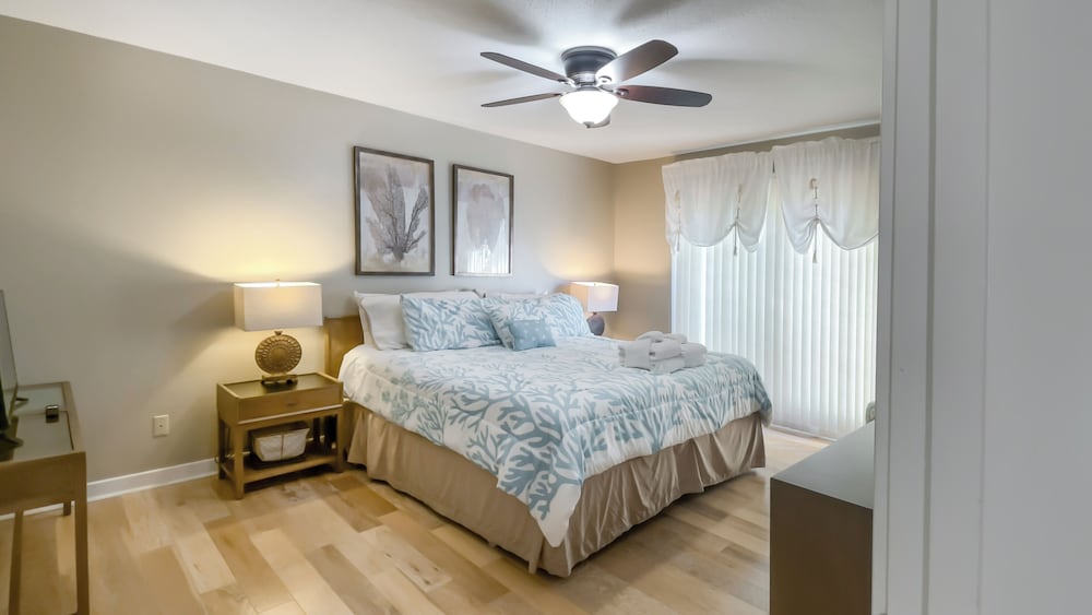 203 Twin Oaks at The Sea Pines Resort - photo 2