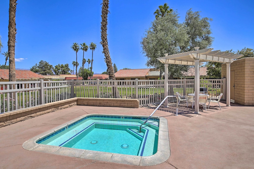Resort style Palm Desert Rental: Pickleball Courts - photo 15