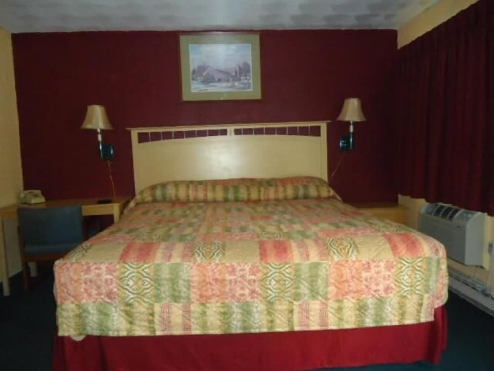 Relax Inn Elmira - photo 14