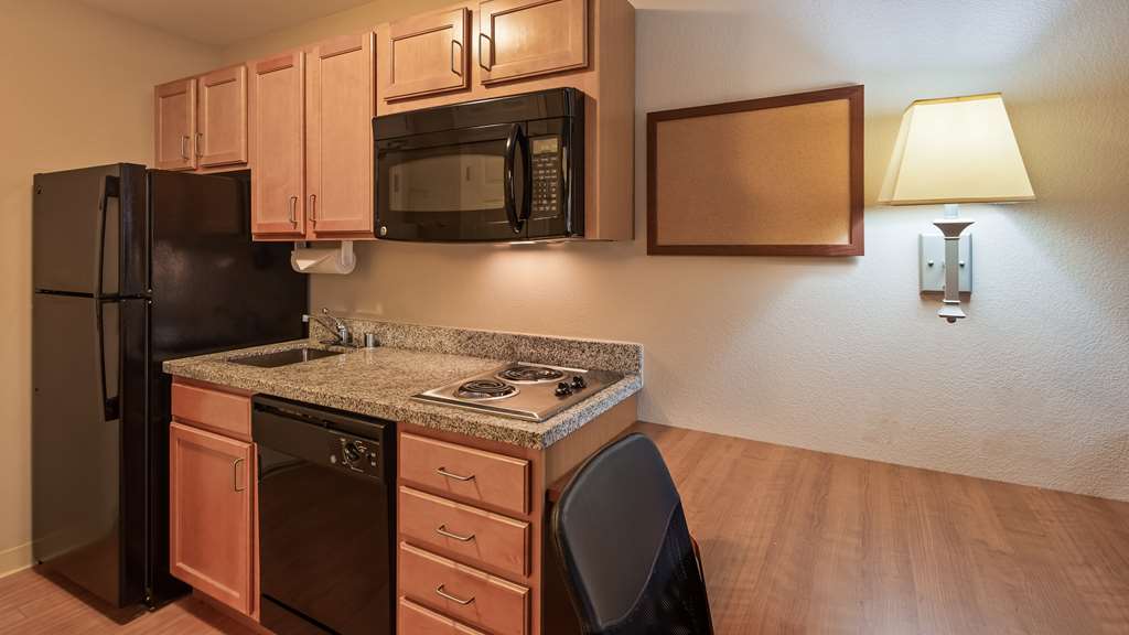 Best Western Plus Wausau Rothschild Hotel - photo 15