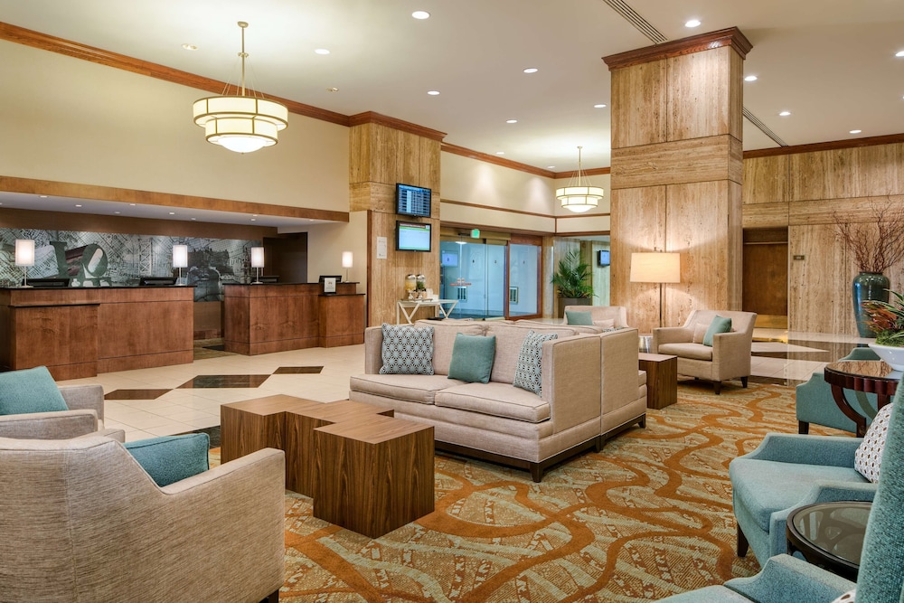 Doubletree by Hilton Philadelphia Airport - photo 8
