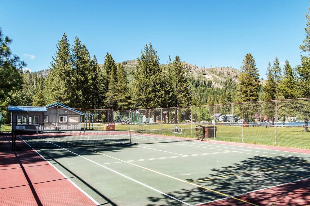 Wooded Luxury at Tahoe Donner - photo 23
