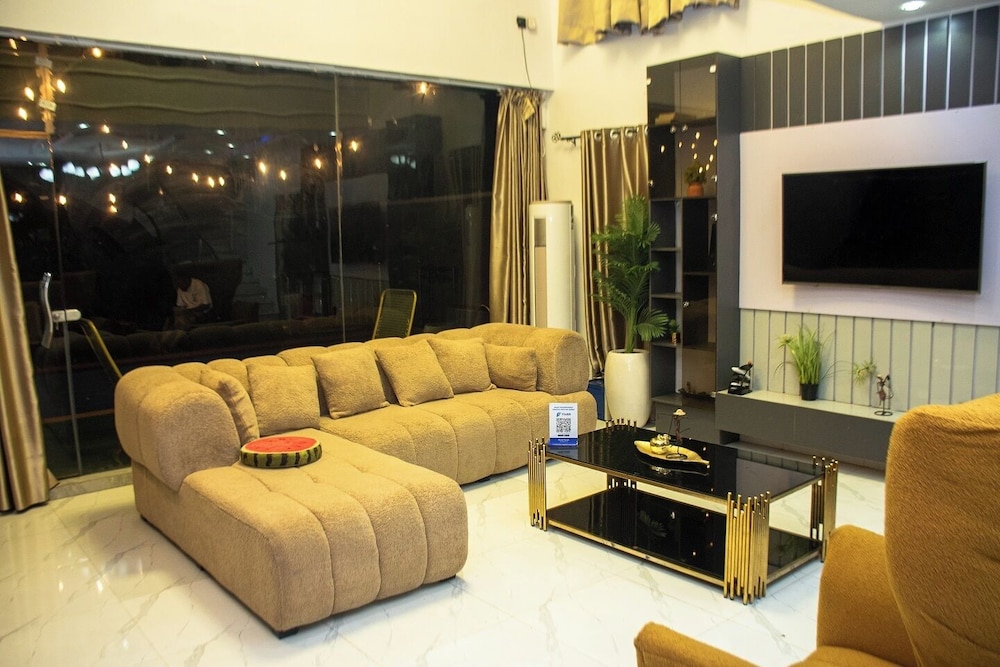 Lavish Apartment — 4-Star Luxury Hotel in Abuja, Nigeria