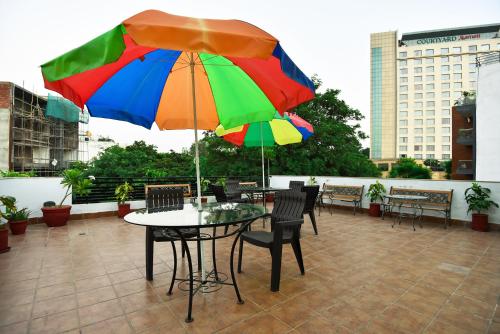 BedChambers Serviced Apartments Near Golf Course Road