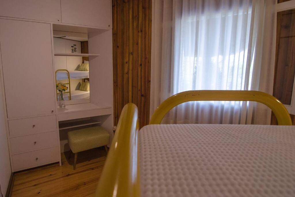 Douro Charming Chalet — 4-Star Luxury Hotel in Melres, Portugal