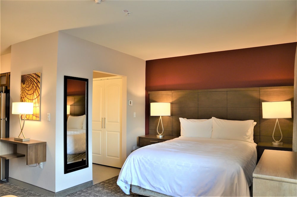 Staybridge Suites Hillsboro Orenco Station by IHG - photo 16