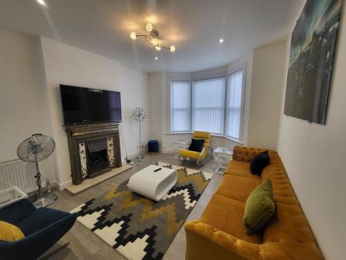 Garland Modern 4 Bedroom Central Apartment London — 4-Star Luxury Hotel in London, United Kingdom