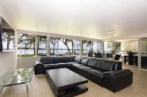 Island Point Paradise — Tomerong