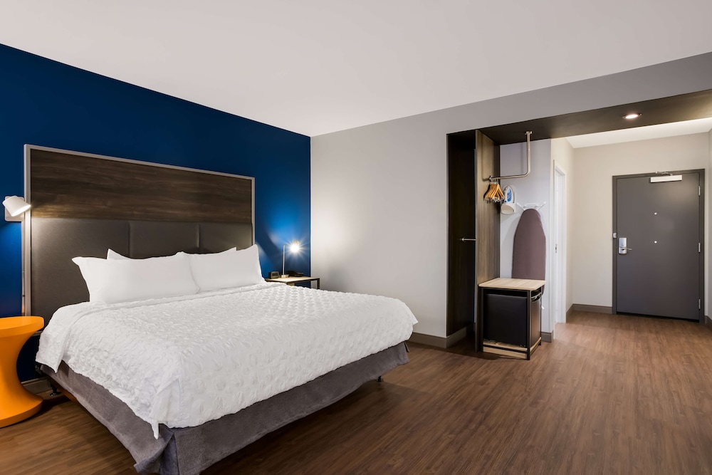 Tru by Hilton Traverse City - photo 11