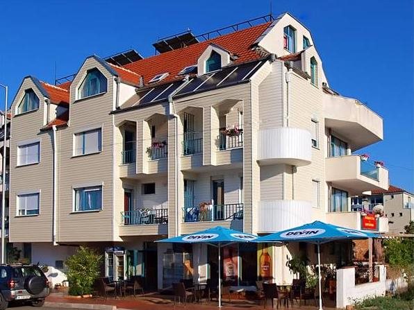 Ravda Bay Guest House — 4-Star Luxury Hotel in Ravda, Bulgaria