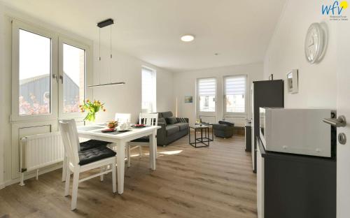 Meerhus Ferienwohnung 4 — 4-Star Luxury Hotel in Wangerooge, Germany