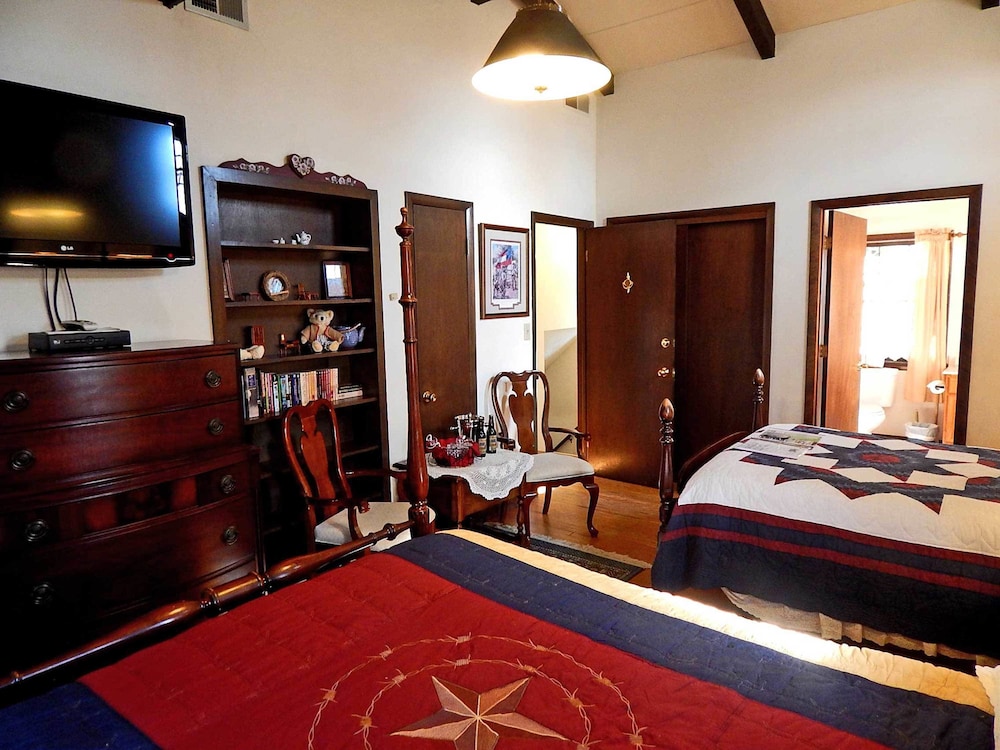 Battlefield Bed & Breakfast Inn - photo 18
