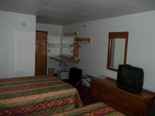 River Valley Inn - photo 35