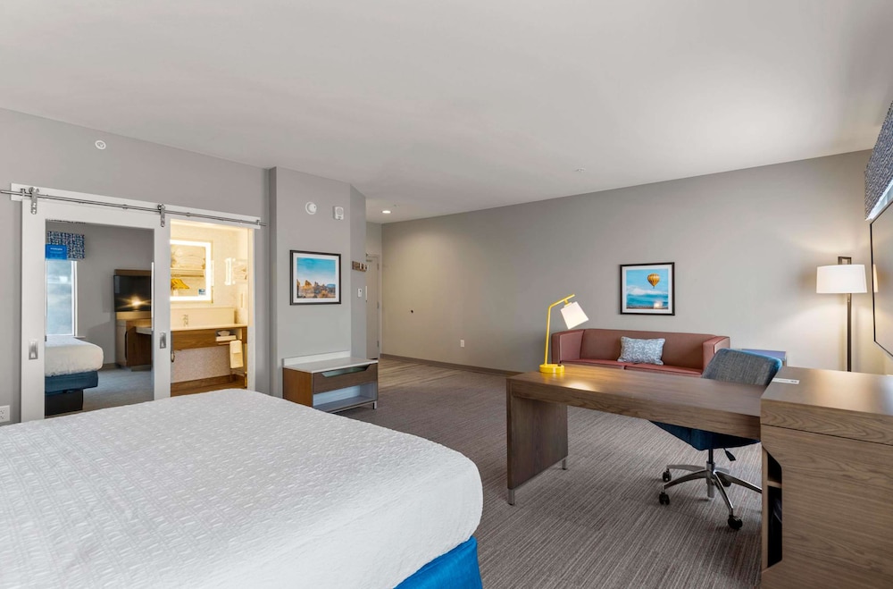 Hampton Inn by Hilton Colorado Springs Northeast - photo 9
