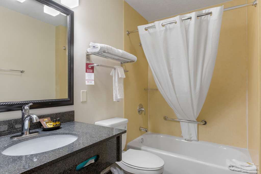 Best Western Plus The Four Corners Inn - photo 25