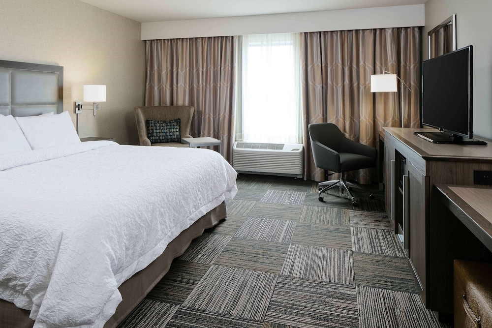 Hampton Inn & Suites Hudson - photo 16