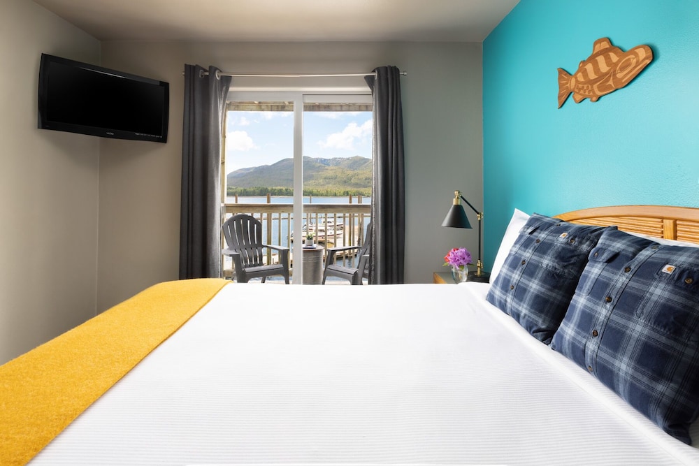 The Ketch Inn and Marina - photo 3