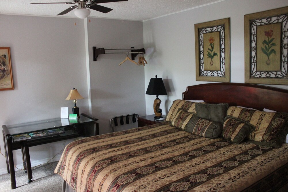 Brydan Suites - photo 47