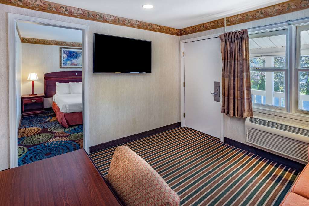 Travelodge by Wyndham Great Barrington Berkshires - photo 15