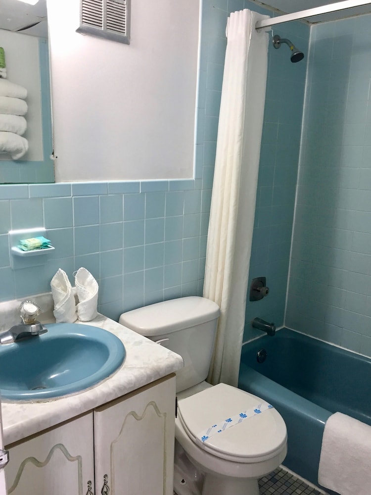 White Caps Motel - photo 31
