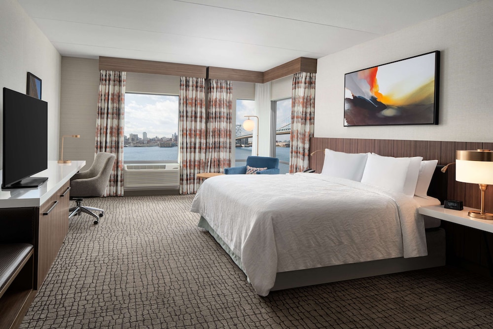 Hilton Garden Inn Camden Waterfront Philadelphia - photo 10