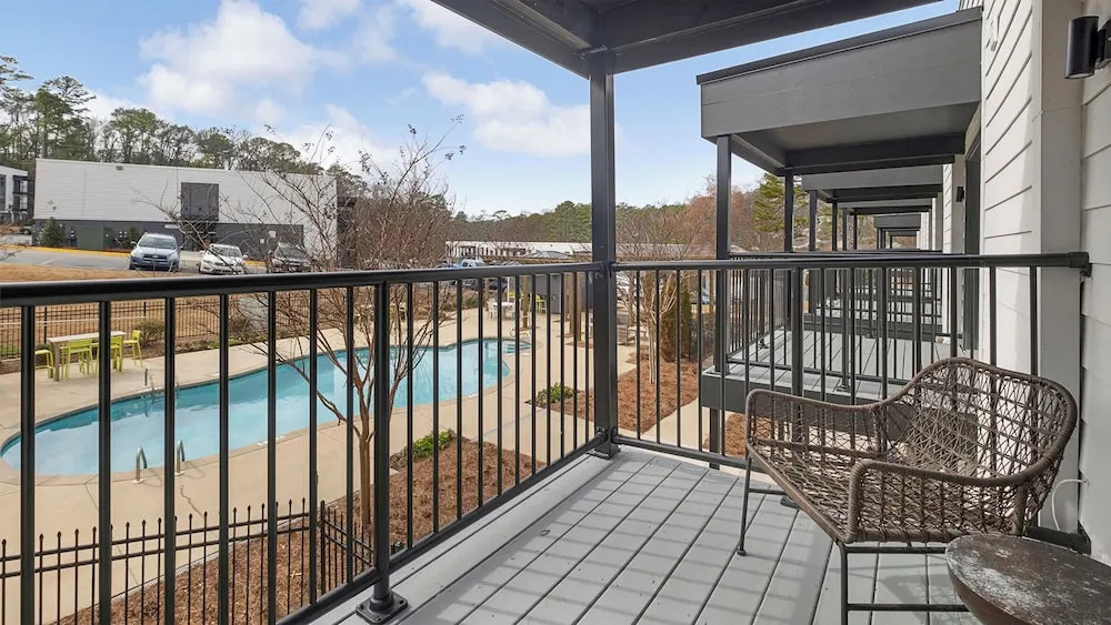 Homewood Mayfair Park Resort Condos by Barsala - photo 4