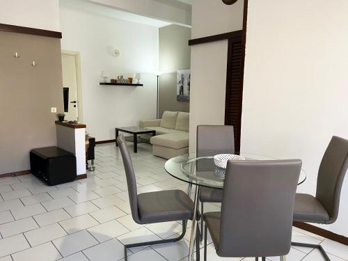 G&G HOUSE bilocale vicino M5 Istria e M3 Maciachini — 4-Star Luxury Hotel in Milan, Italy