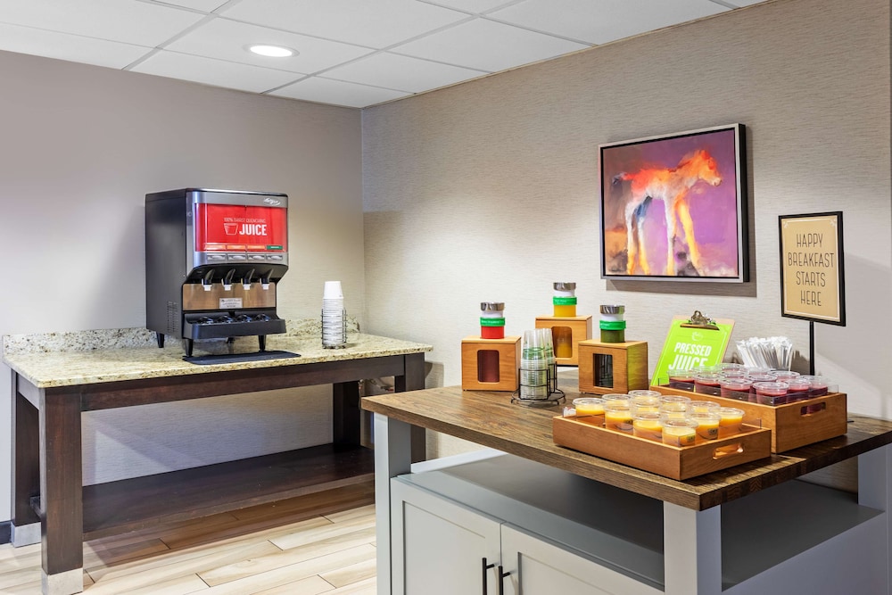 Hampton Inn Aiken - photo 20