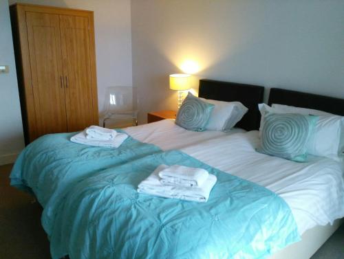 South Fistral Seaview 2 bed Apartment — 4-Star Luxury Hotel in Newquay, United Kingdom
