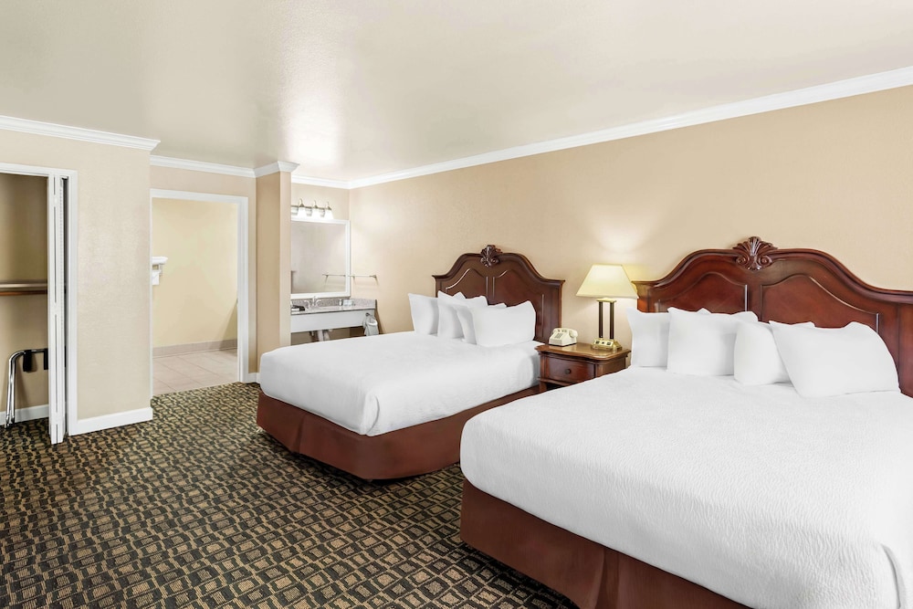Best Western Miner's Inn - photo 9