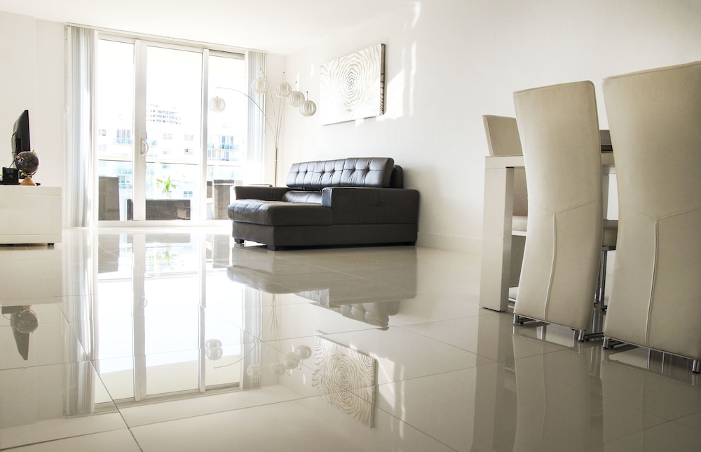 Sunny Isles Suites - photo 13