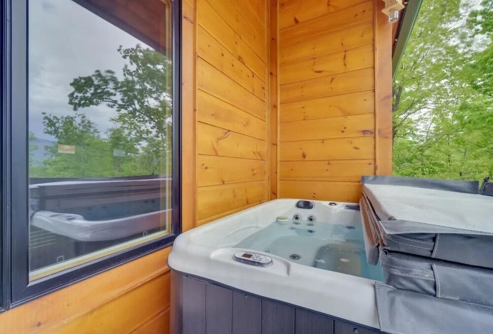 Sensational Views 4 Bedroom Cabin by Heavenly Views Resort - photo 38