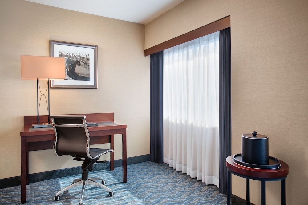 Crowne Plaza Los Angeles Harbor Hotel by IHG - photo 13