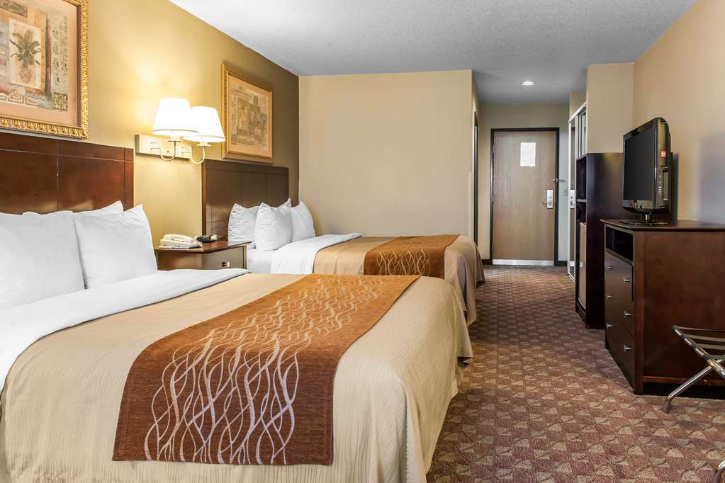 Quality Inn Defiance - photo 10