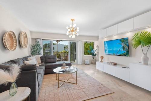 KAWAMA N2 in Key Largo Beach Lagoon Pools Tennis Free Bikes and Canoes in Key Largo, United States