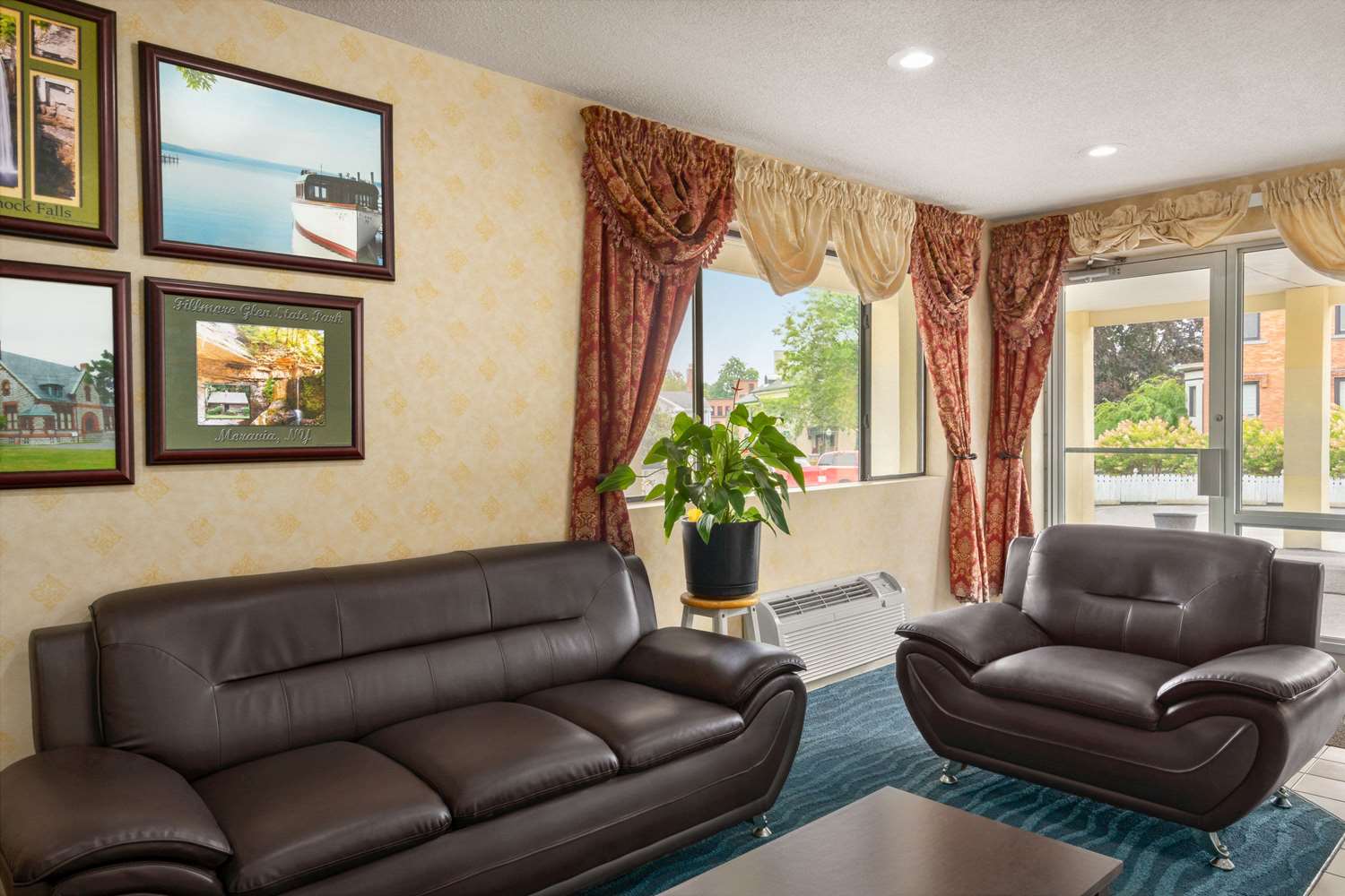 The Cayuga Inn at the Finger Lakes - photo 10
